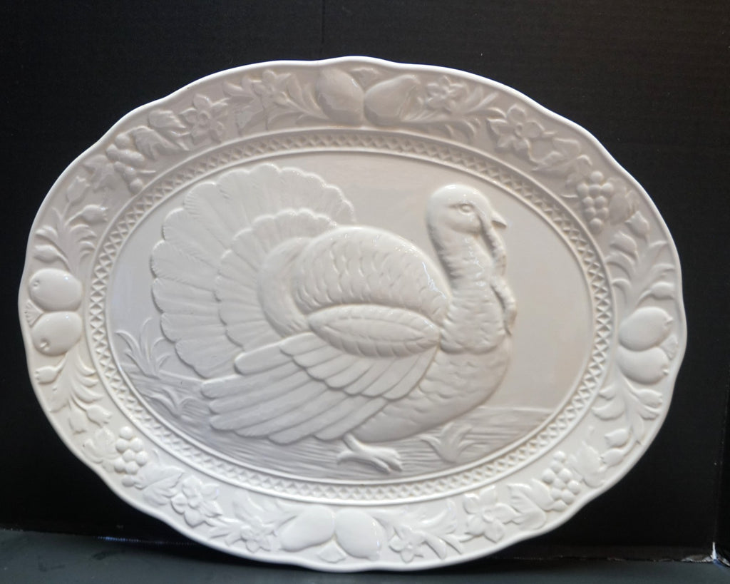 Himark Gourmet Kitchen White Embossed Turkey Platter Japan 19 x 14