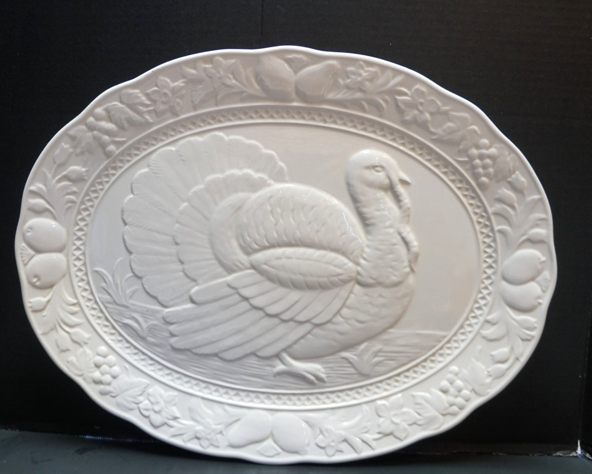 Himark Gourmet Kitchen White Embossed Turkey Platter Japan 19 x 14