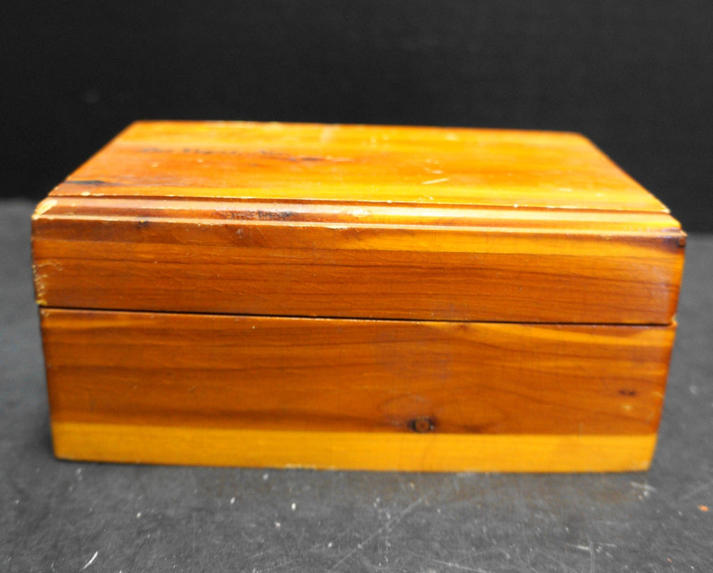 Las Vegas, Nevada Souvenir Small Cedar Trinket Box Wood
