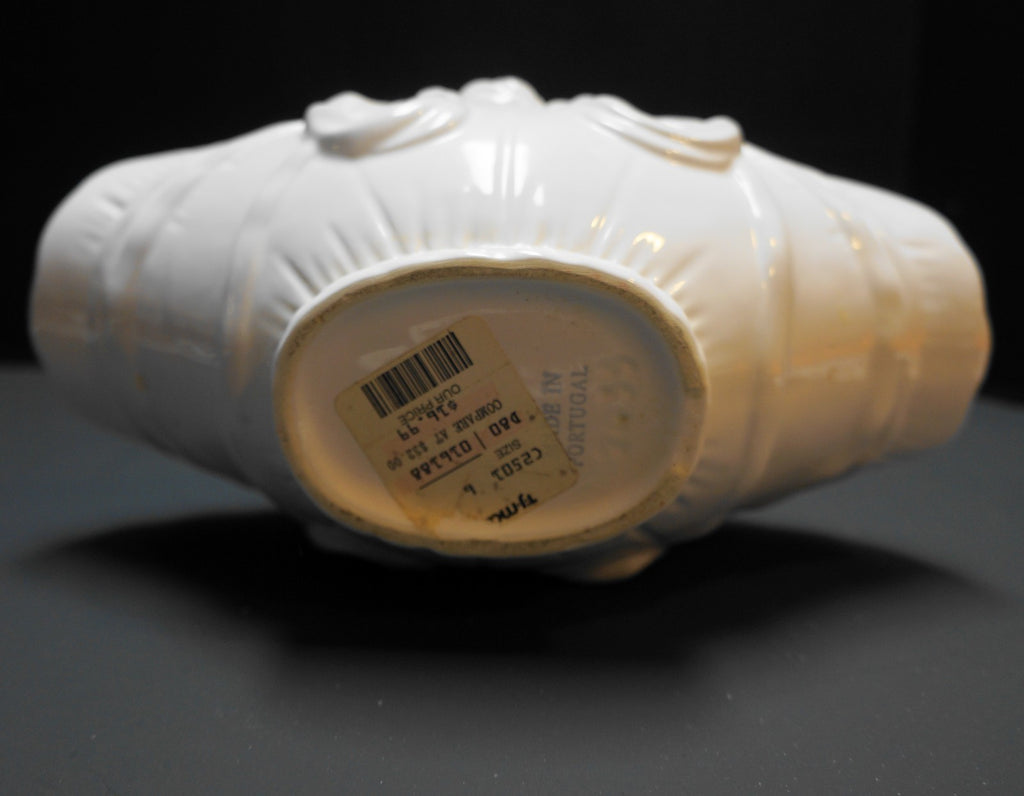White Embossed Pottery Bride's Basket Jay Willfred Portugal