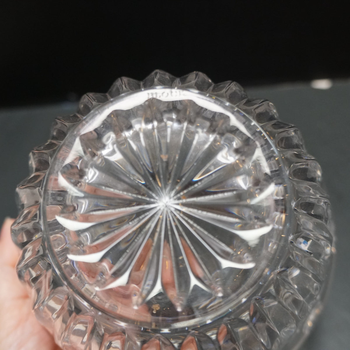 Block Crystal Tulip Garden Basket