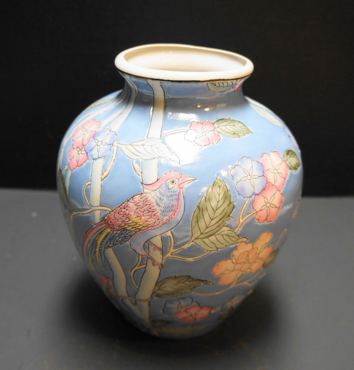 WBI Chinese Ceramic Hand Painted Enamel Vase Flowers Bird of Paradise Blue Pink