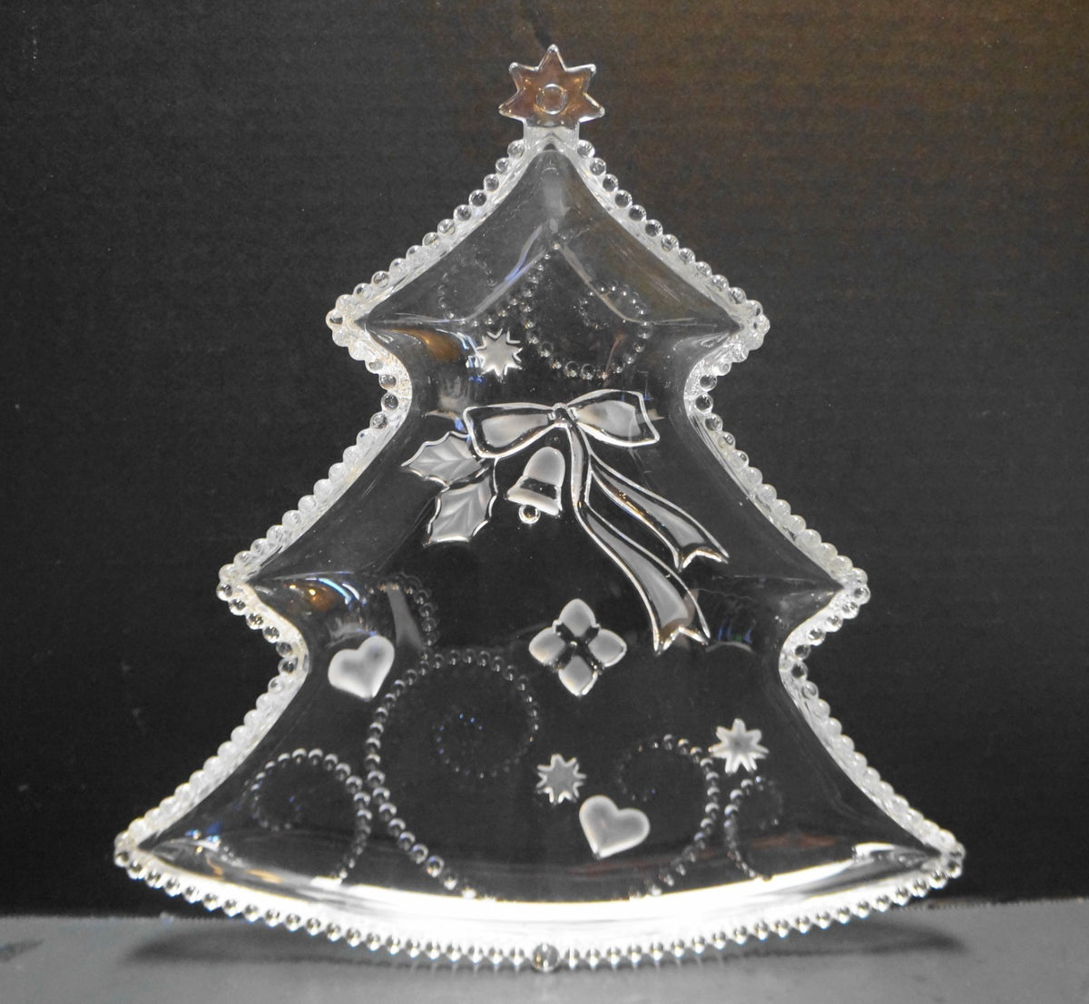 Mikasa Crystal Christmas Tree Fiesta Pattern Tray Plate Dish