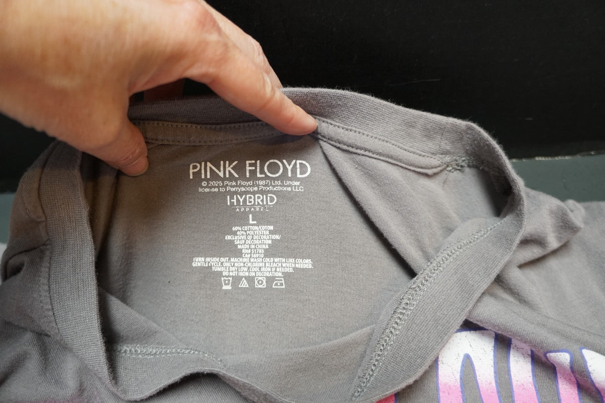SOLD Pink Floyd Dark Side of the Moon Gray T-Shirt Size L 2025