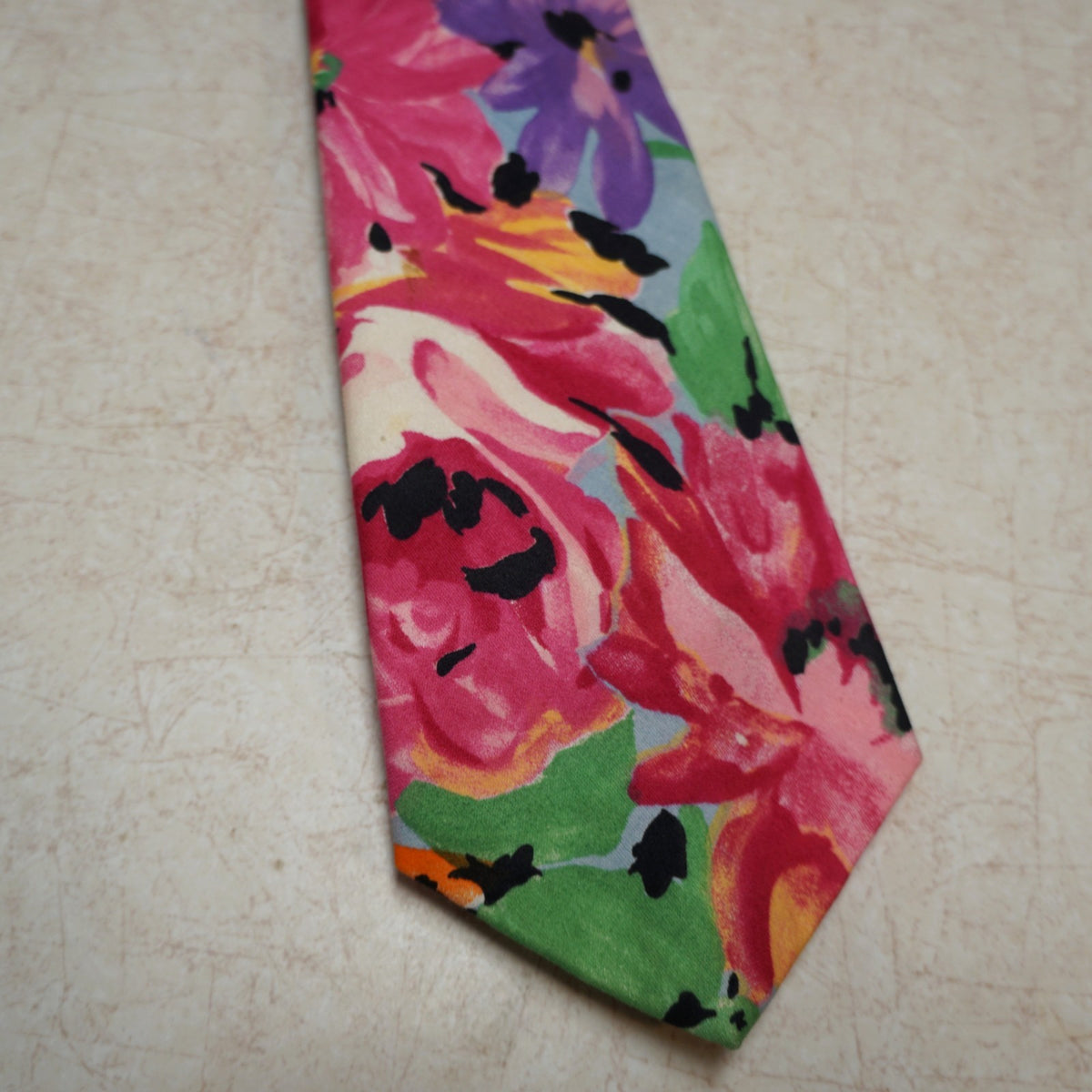 Bright Floral Vintage Tie Corporate Textiles