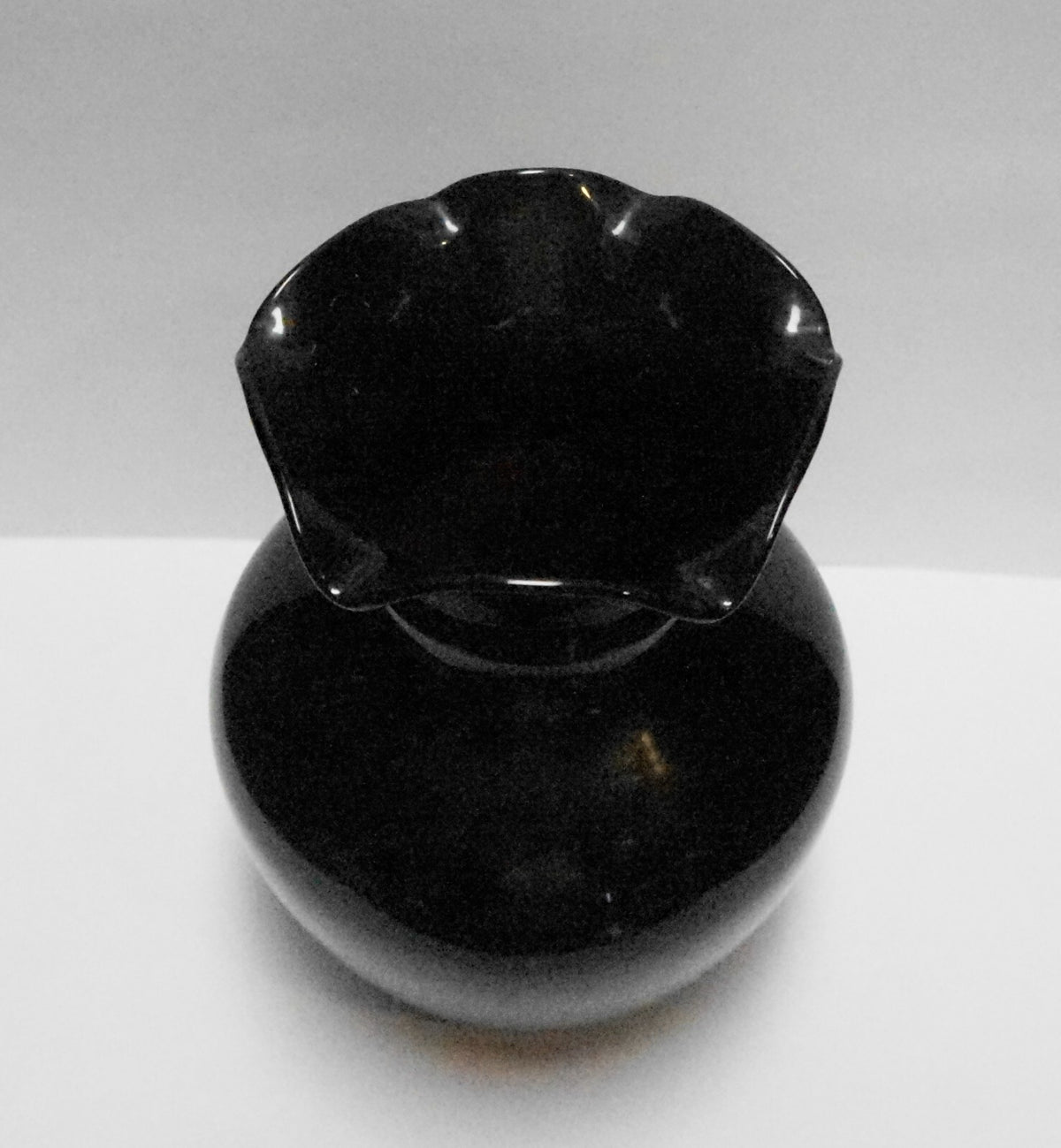 Black Amethyst Weston Westite Depression Glass Small Shoulder Vase Ruffle Crimpe