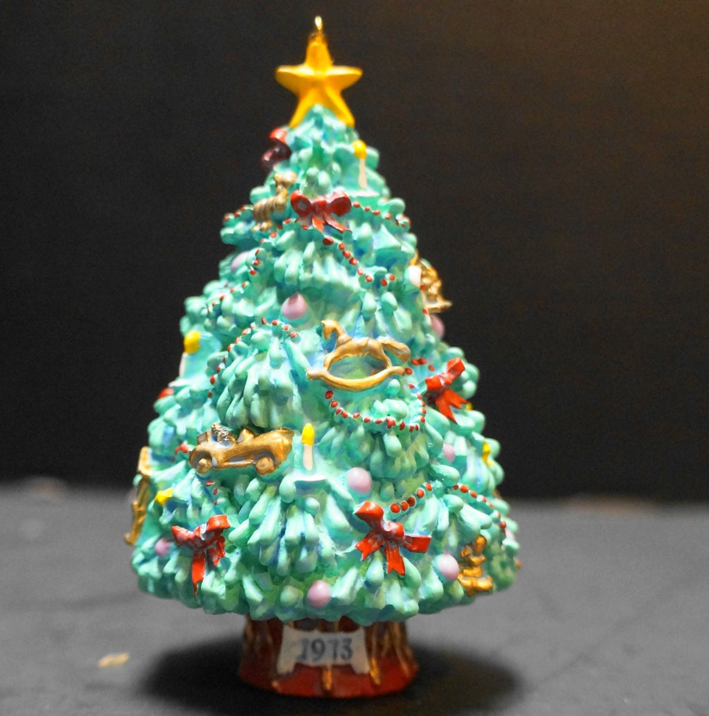 Hallmark Keepsake Ornament Trimmed With Memories 1993 Members Only