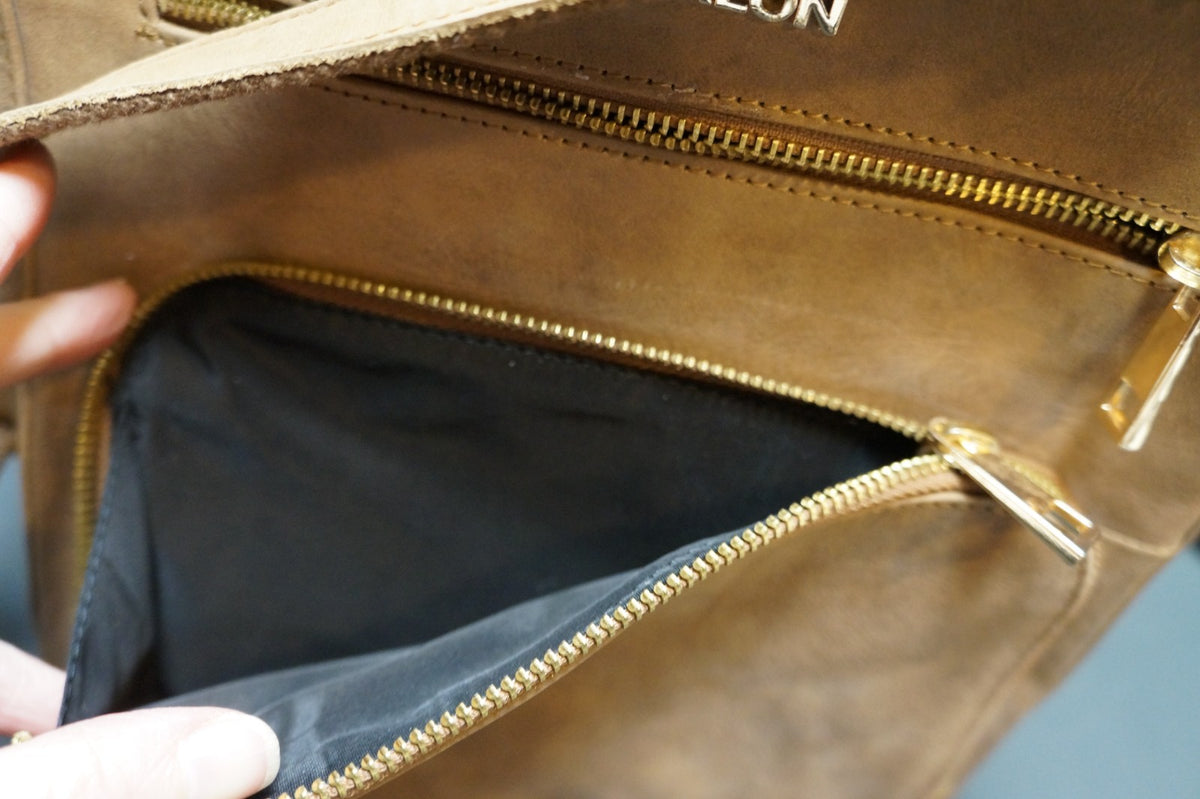 Estalon Cognac Leather Crossbody Purse Bag Medium 3 Zipper