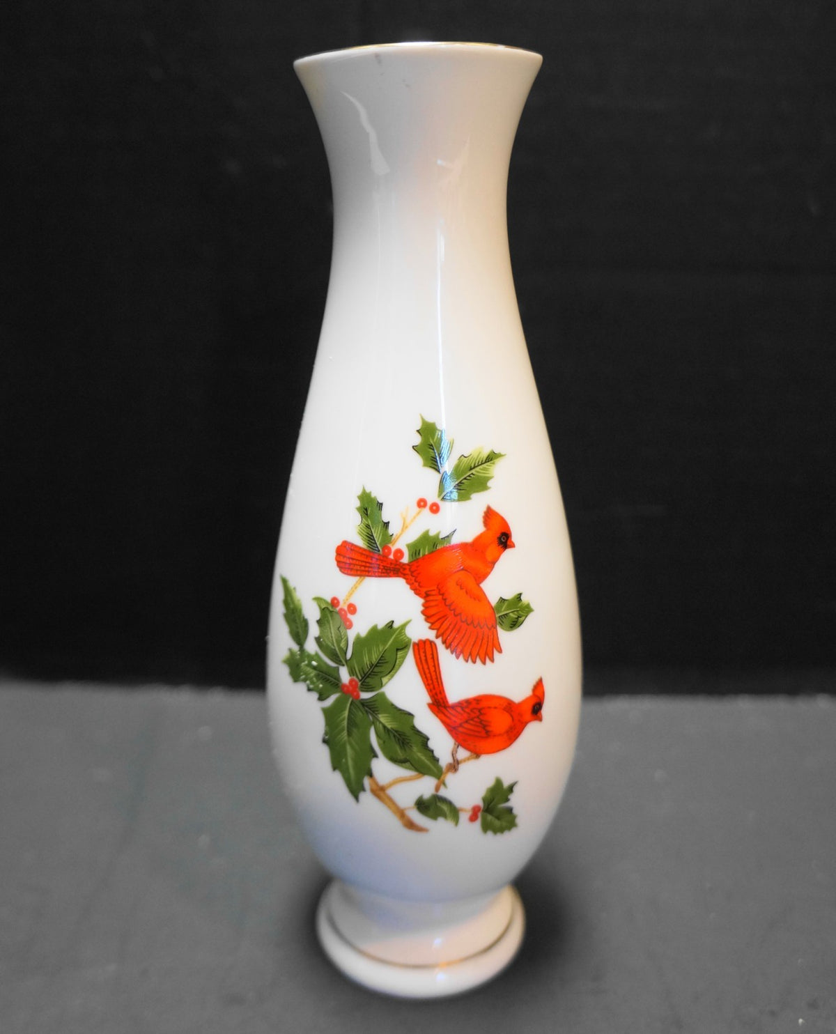 Lefton Red Cardinals Holly Winter Bud Vase