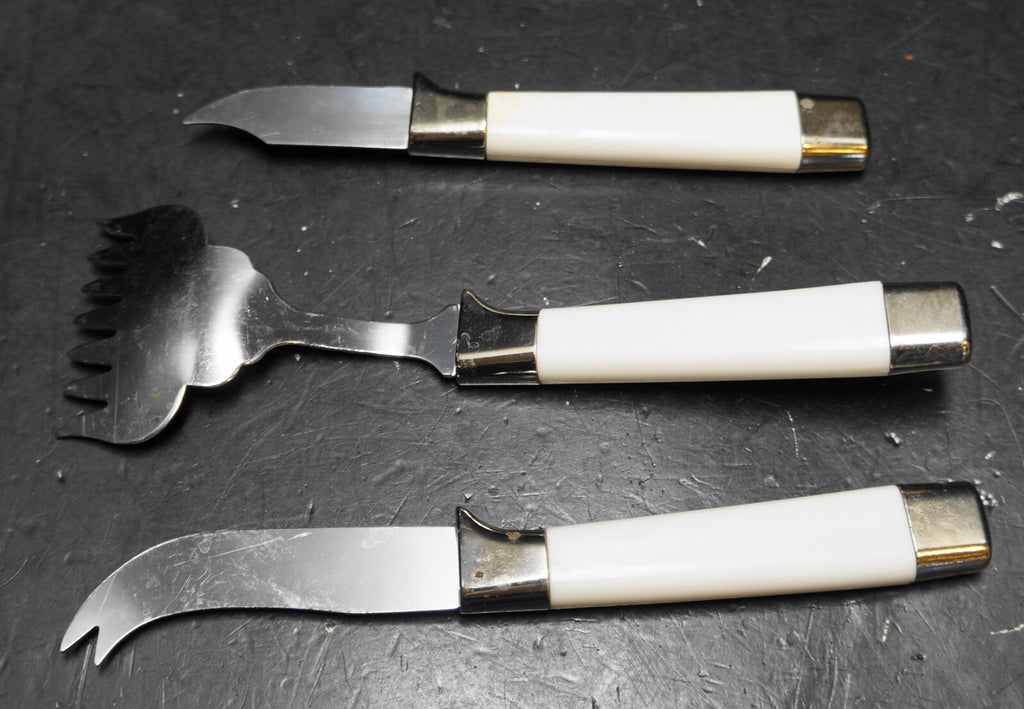 Cornflower Handle Regent Sheffield Cheese Pick Knife Sardine Server