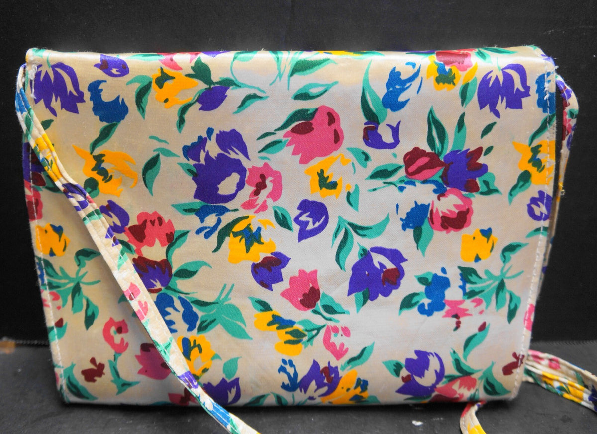 Cervelle Satin Floral Vintage Purse