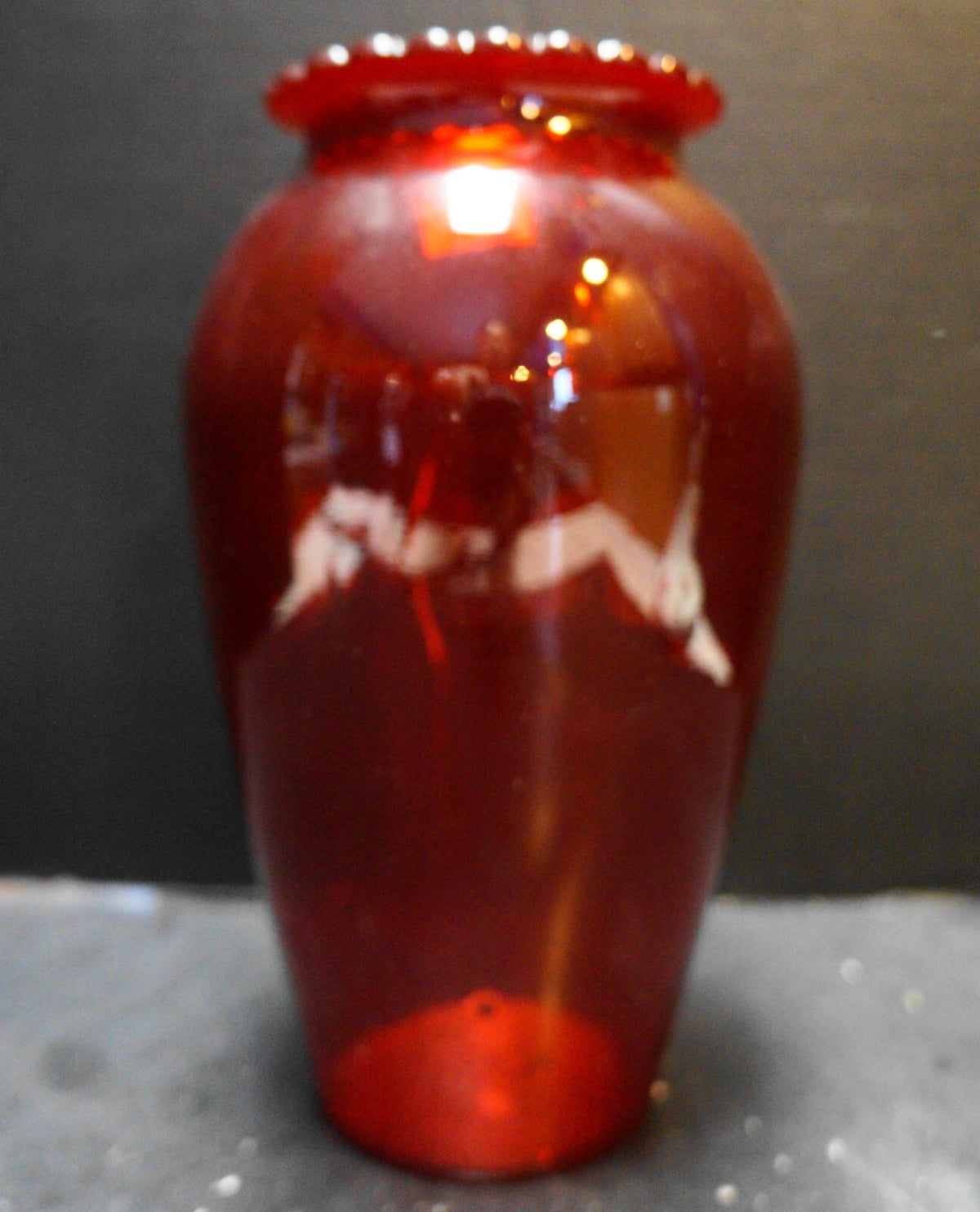 Anchor Hocking Royal Ruby Tall Scalloped Rim Optic Vase 9 IN
