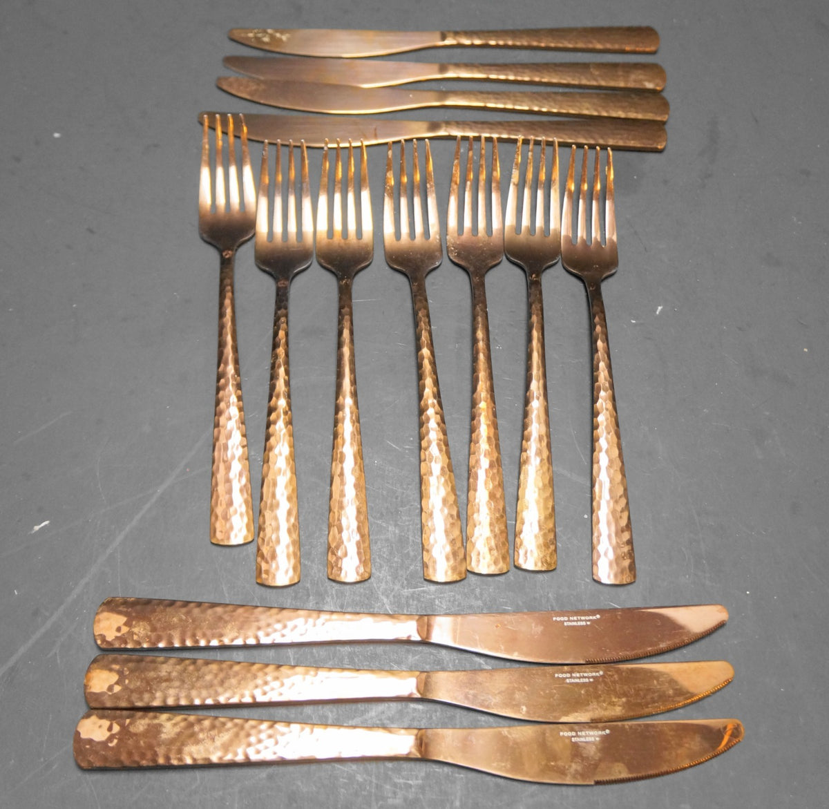 Food Network Martilla Hammered Copper Flatware 14 Pcs