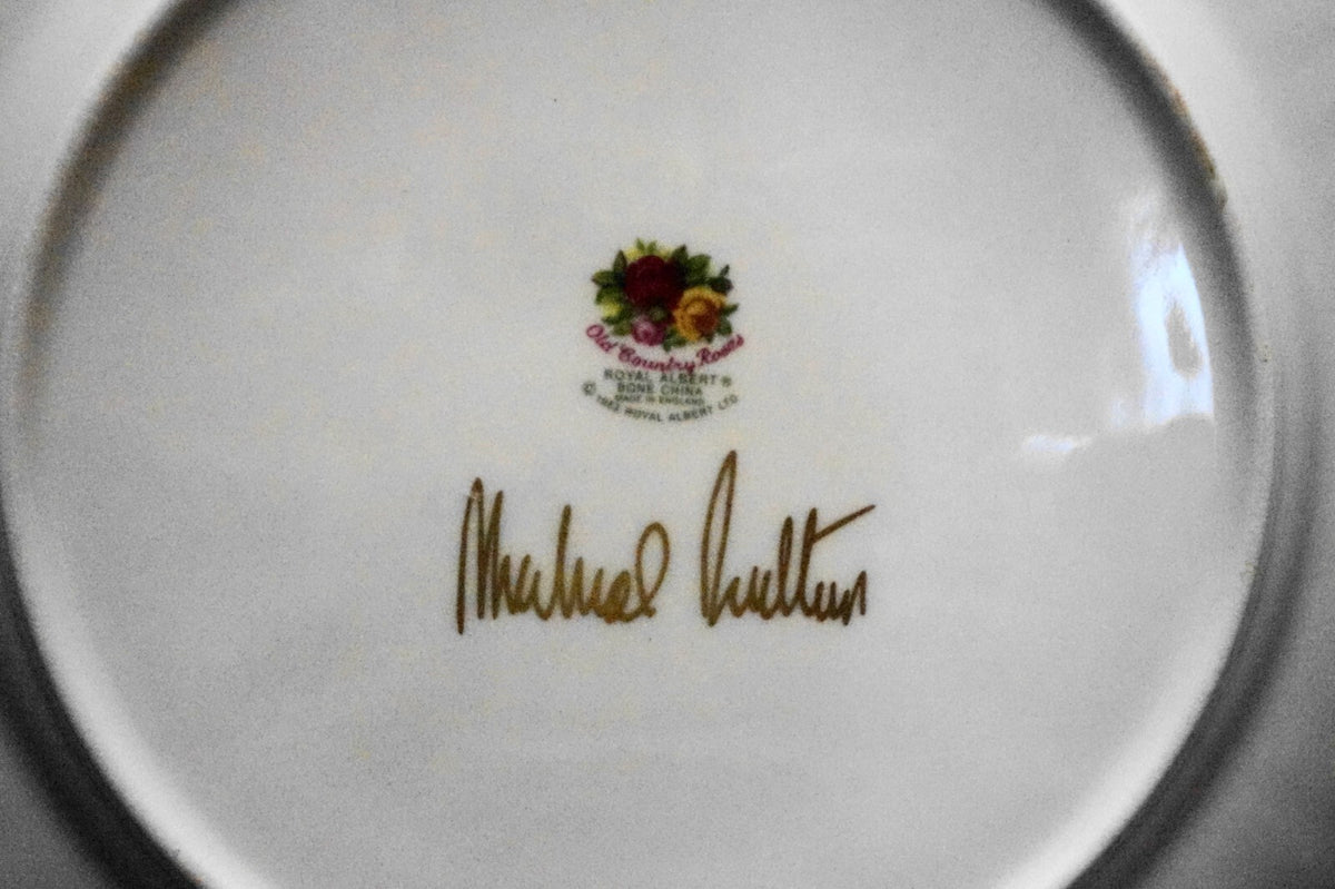 Royal Albert Old Country Roses 2001 Calendar Plate Signed Michael Doulton