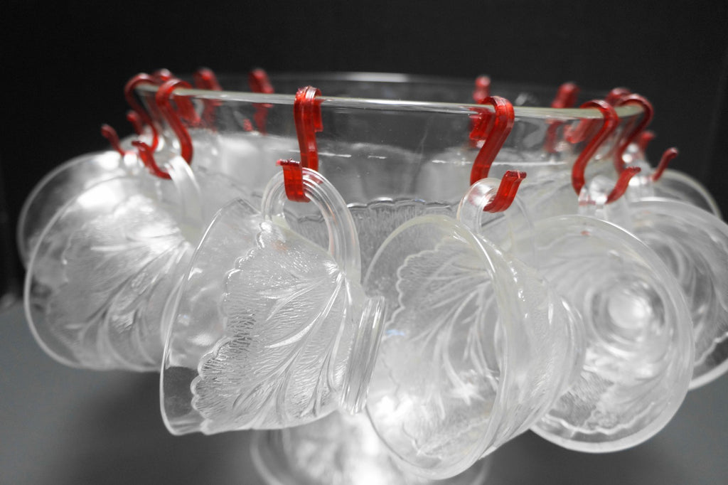 Indiana Glass Pebble Leaf Clear Glass Punch Set Footed Bowl 12 Cups