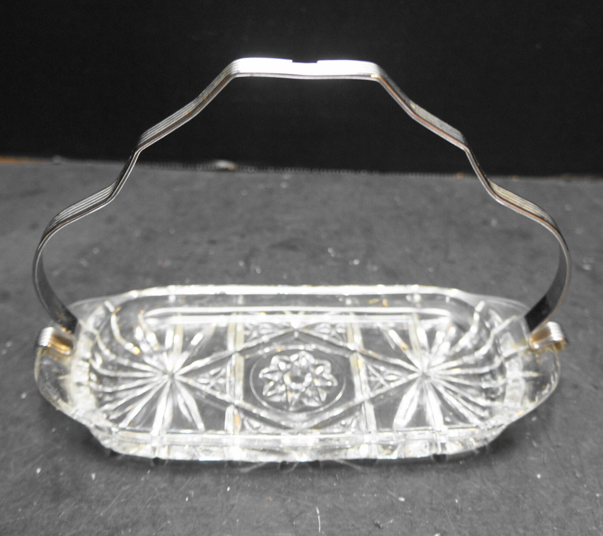 Early American Prescut Butter Dish Chrome Handle Anchor Hocking