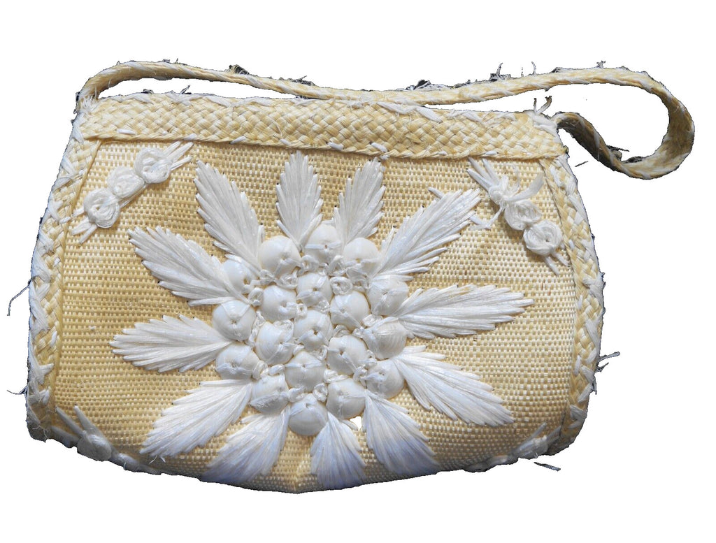Cream Straw White Raffia Seashell Flower Beachy Purse Summer
