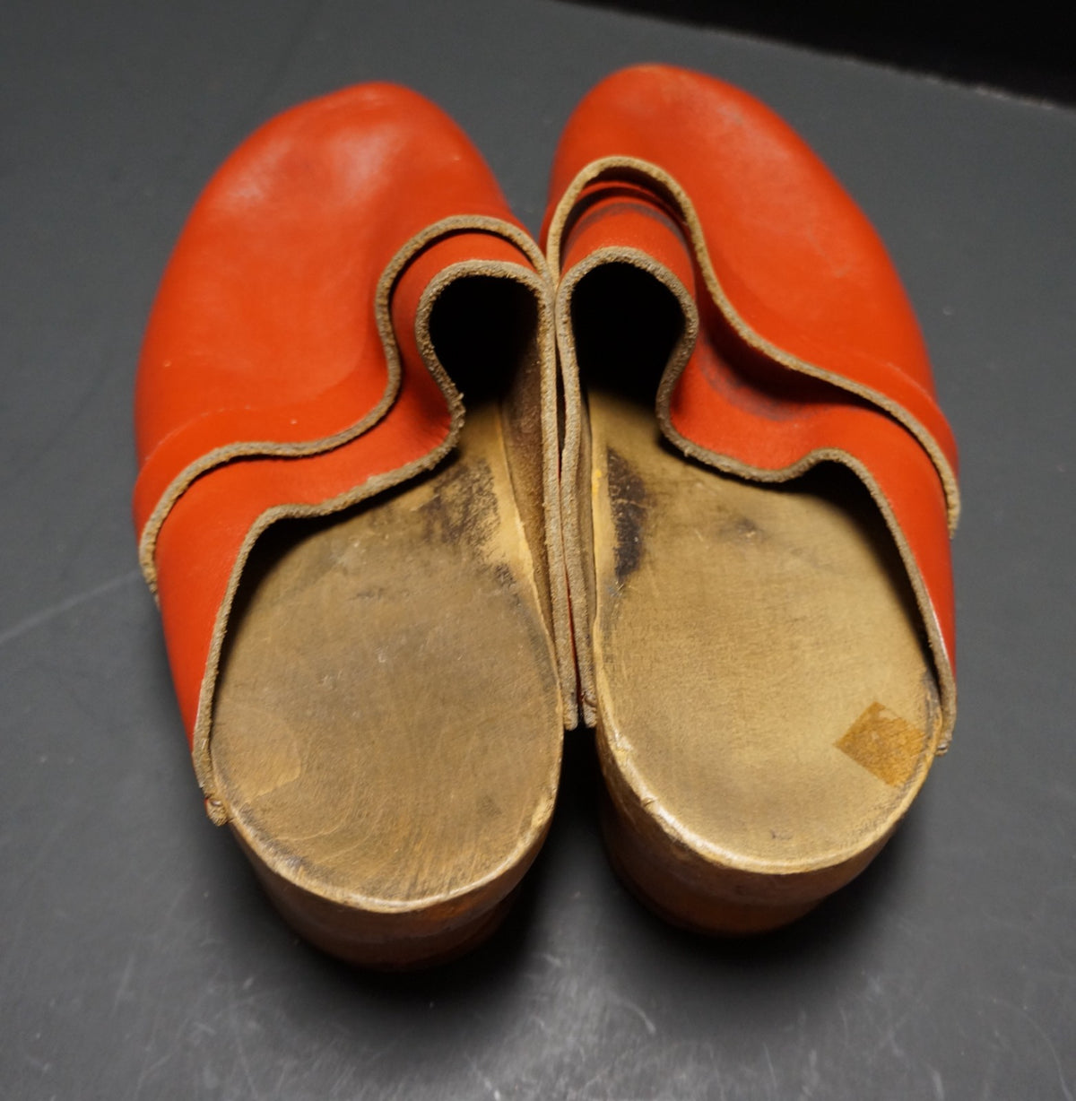 Poronylia Red Leather Wood Clogs Sweden Womens Shoes Small 4.5 or 5
