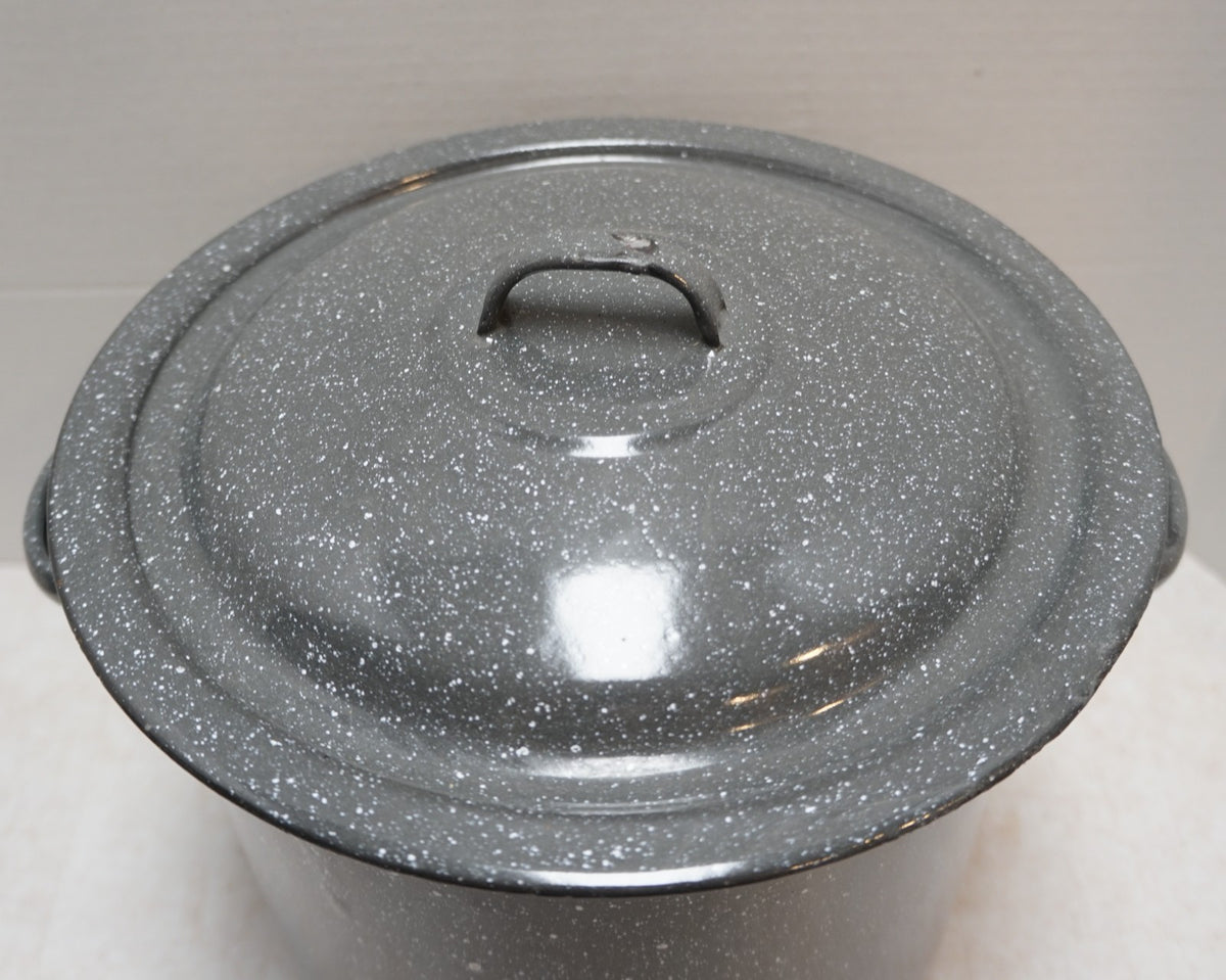 Gray Speckled Granite Ware Stock Pot 6 Qt 8" Used