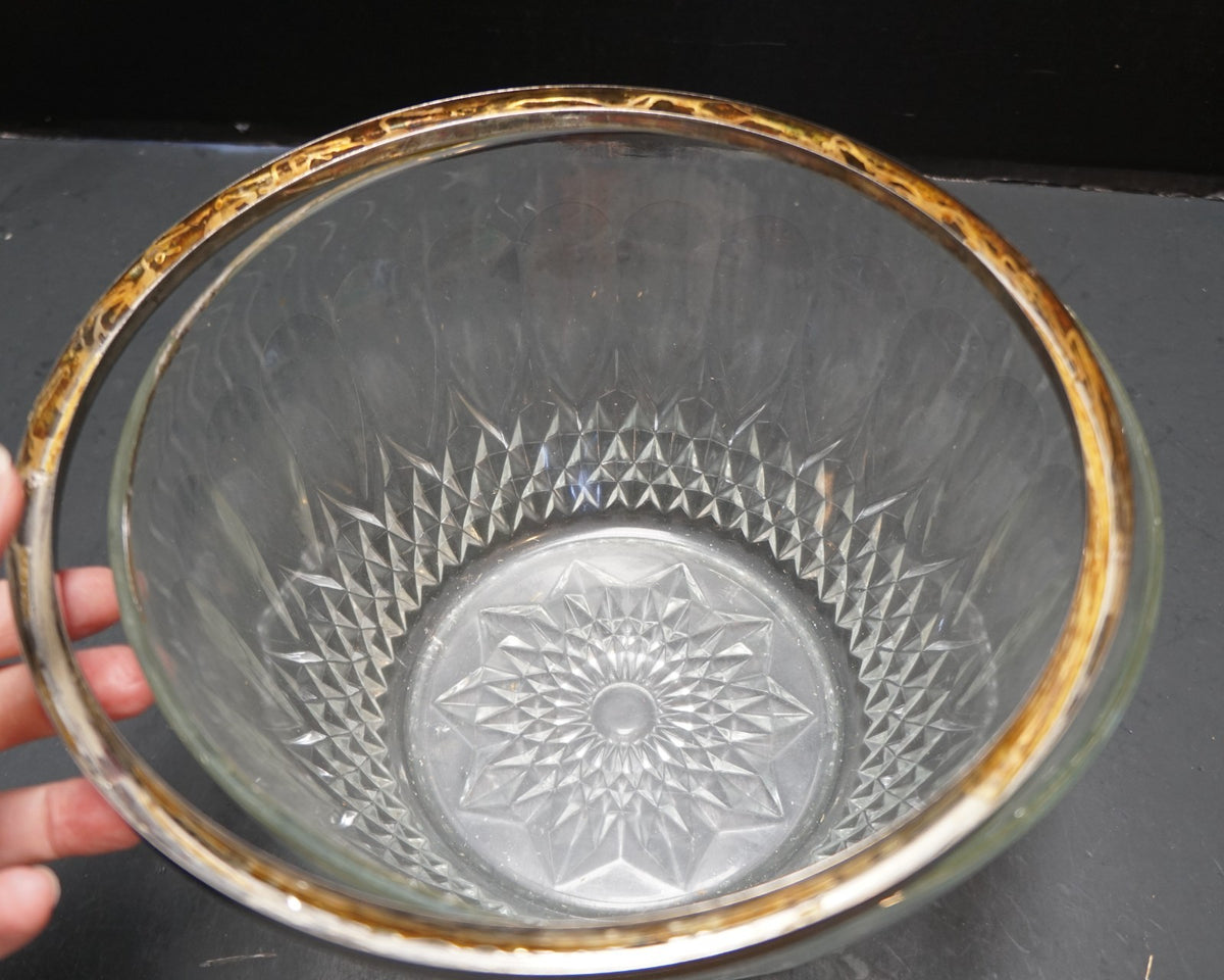 Reims Clear Glass Pressed Diamonds Silver Rim Serving Bowl 9 IN