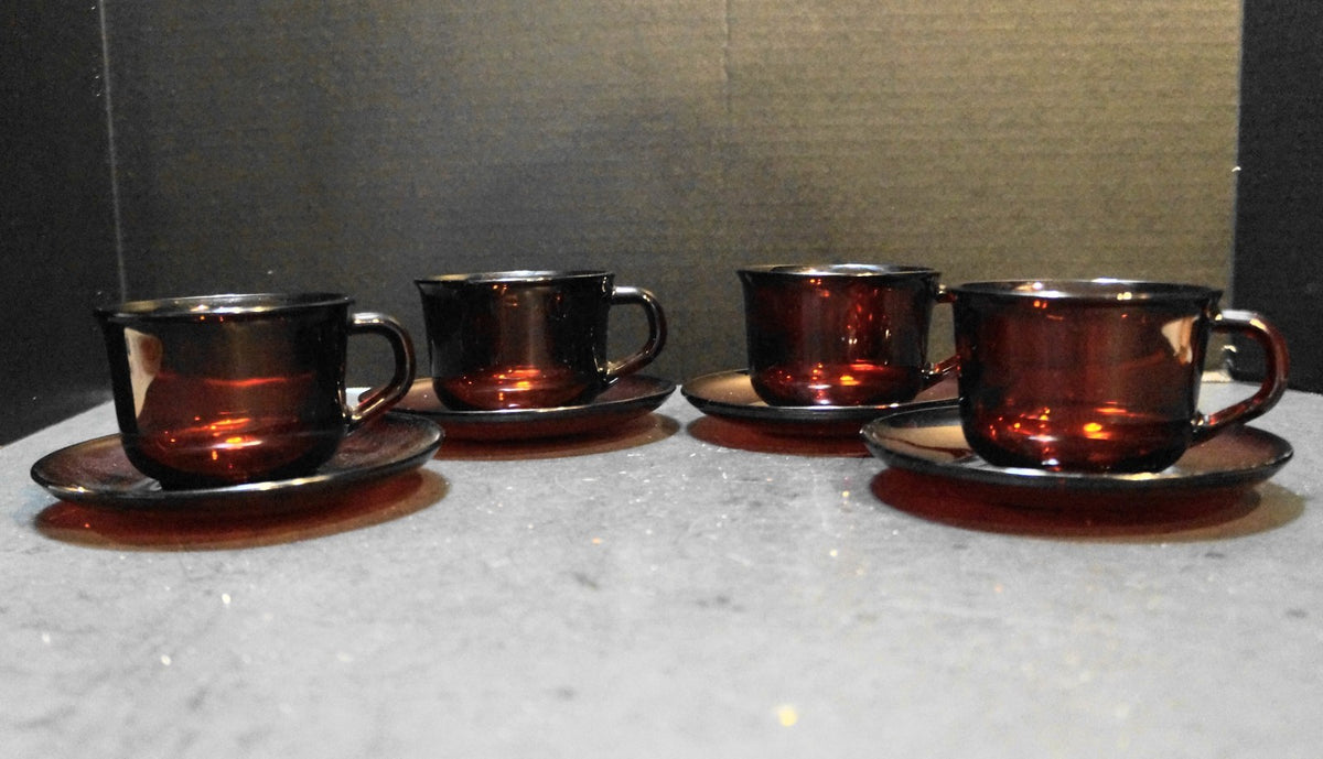 Arcoroc Classique Ruby Red Cups & Saucers 8 Pieces