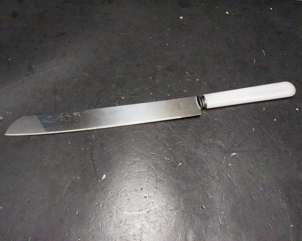 Leonard Silver Stainless Steel White Pearlized Lucite Handle Cake Knife