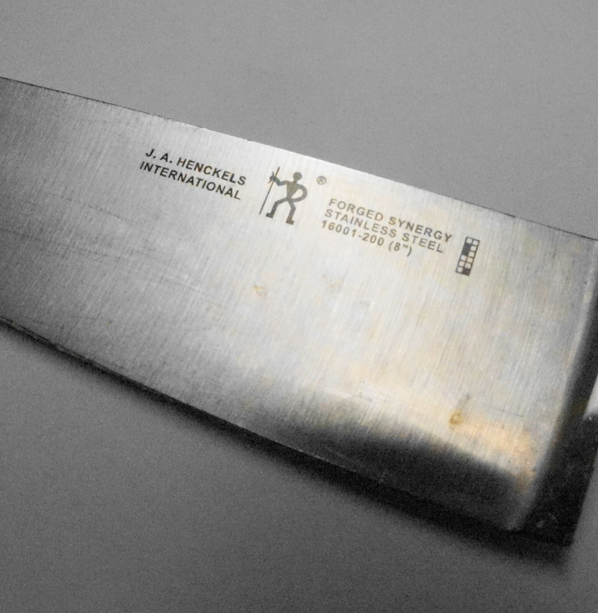 J.A. Henckels International Forged Synergy 8" Chefs Knife 16001-200 Stainless