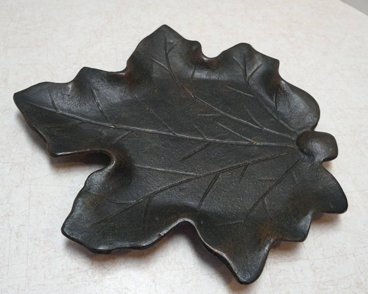 Target Halloween 2004 Novelty Cast Iron Leaf Dish Tray Candle Holder