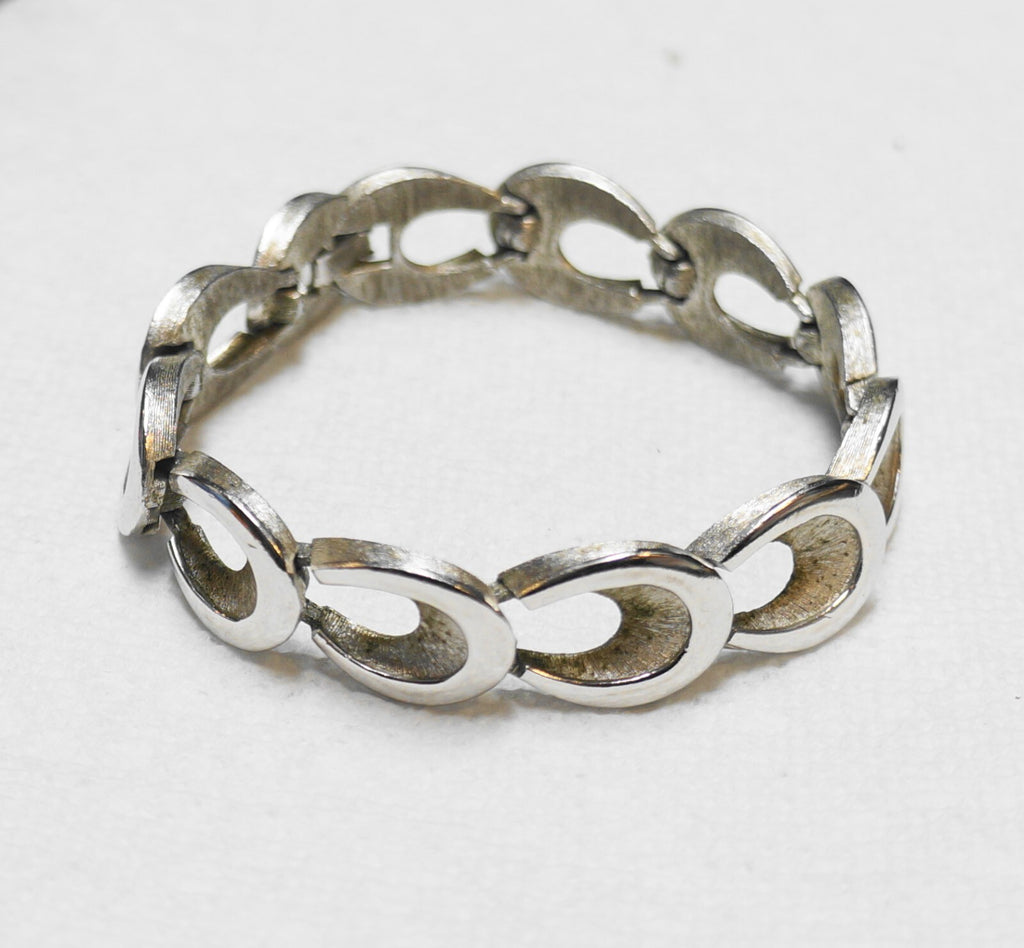 Crown Trifari Silver Tone Oval Links Bracelet