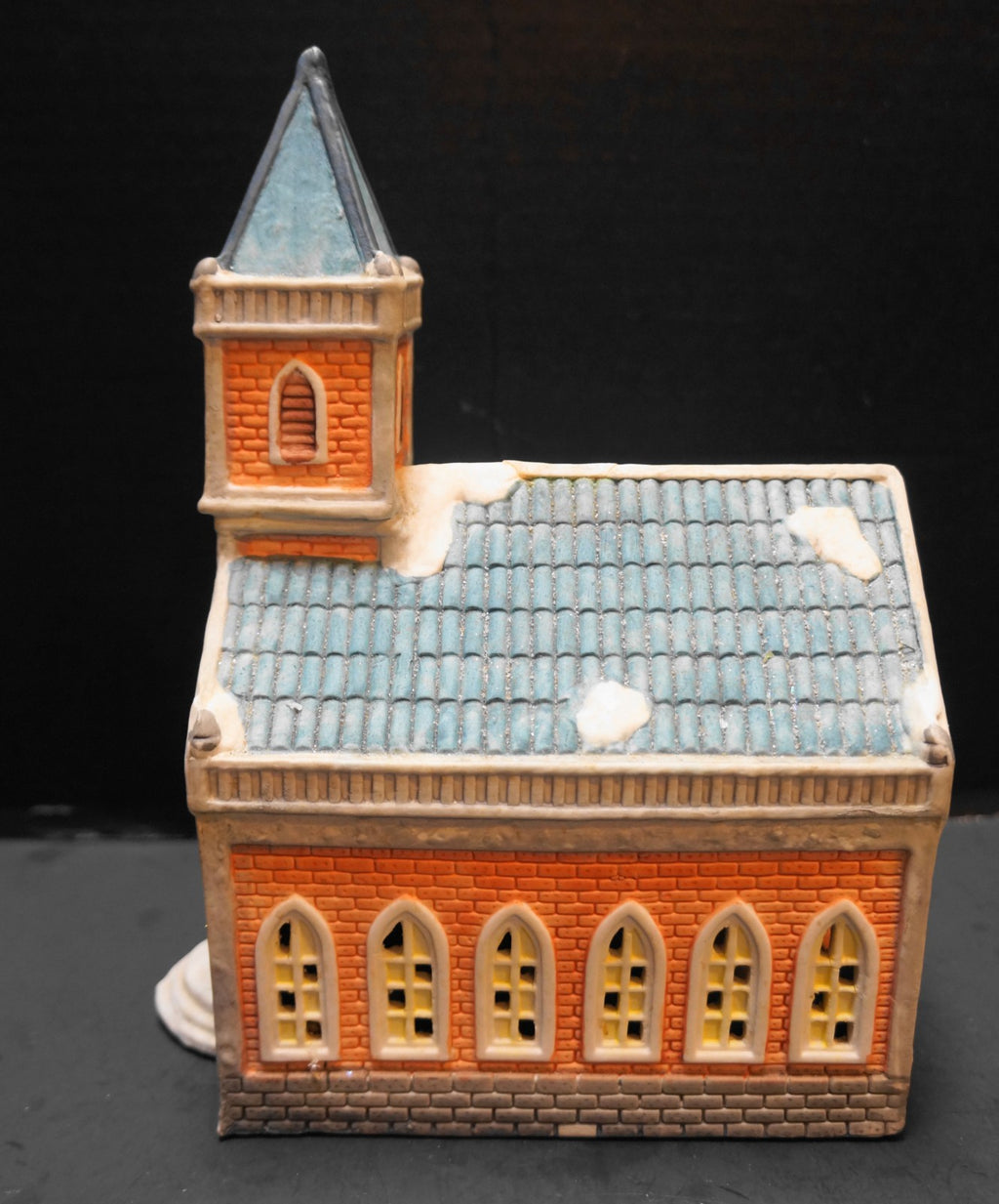 Collins Holiday Expressions Porcelain Lighted House Church Christmas Village
