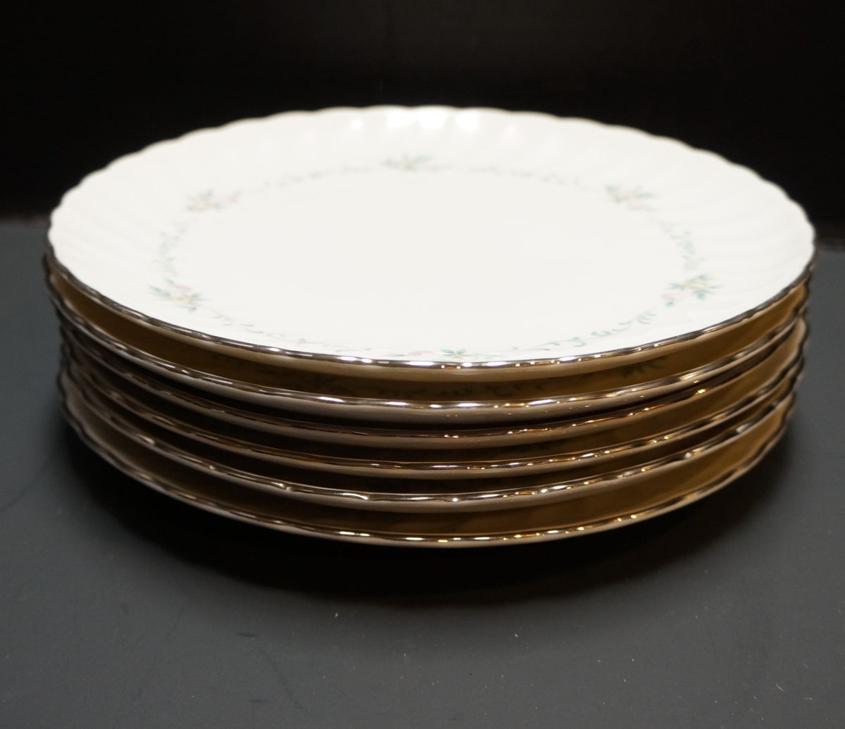 Syracuse Sweetheart 8 1/4" Salad Plates Set of 6 Silhouette Fine China
