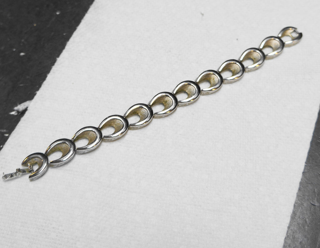 Crown Trifari Silver Tone Oval Links Bracelet