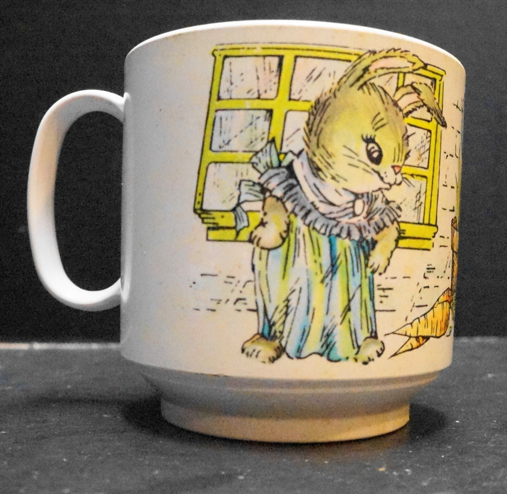 Oneida Ware Peter Rabbit Melamine Plastic Child's Dishes Set Mug Plate Bowls