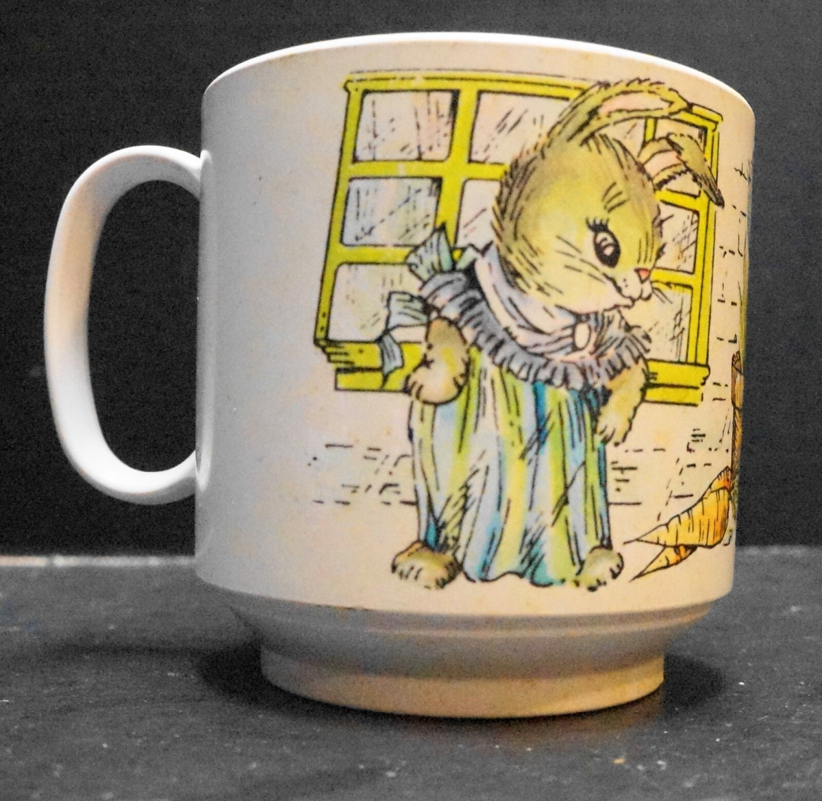 Oneida Ware Peter Rabbit Melamine Plastic Child's Dishes Set Mug Plate Bowls