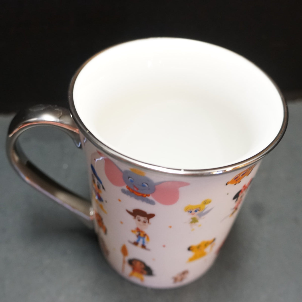 Disney Pixar 100 Multi-character Ceramic Mug Genuine Zrike Beautiful Porcelain