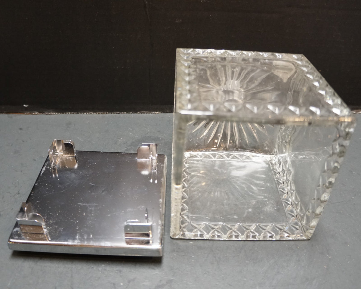 Fifth Avenue Crystal Turning Spinning Photo Cube