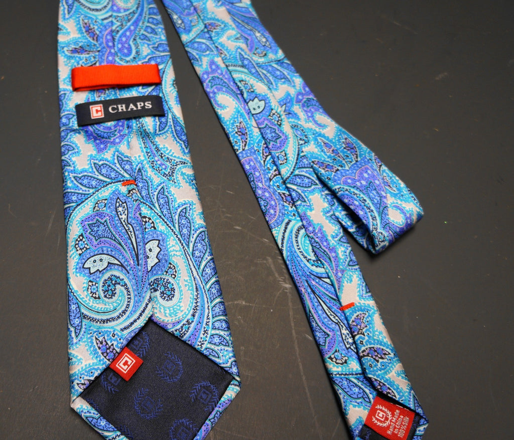 Chaps Bright Blue Purple Paisley Silk Tie Made in China 60 IN