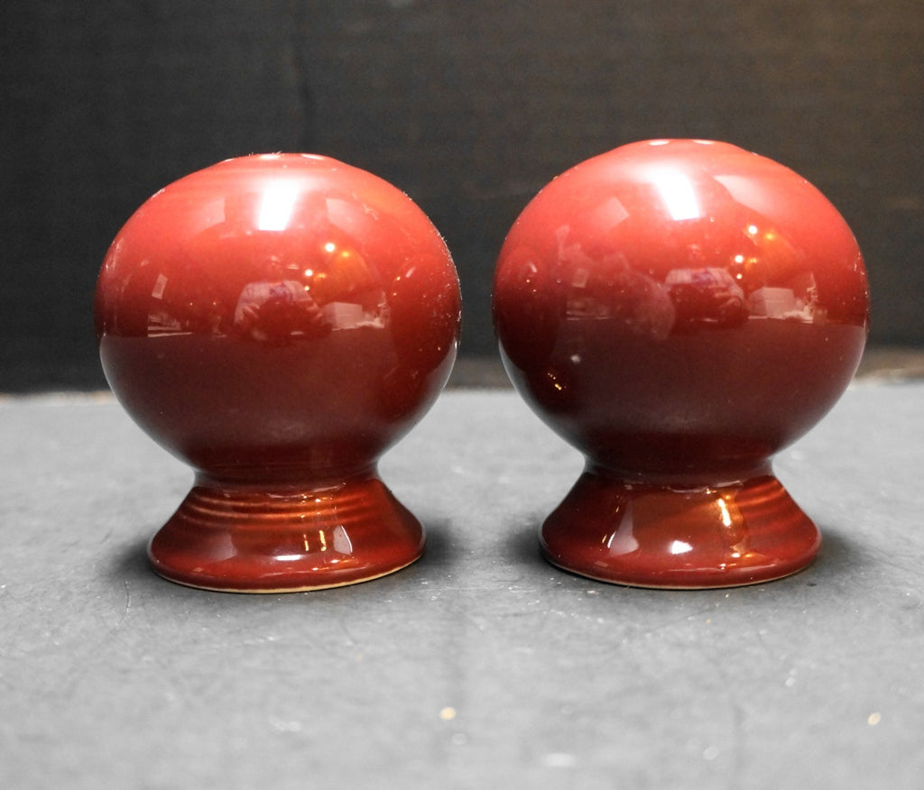 Homer Laughlin Fiesta Cinnabar Burgundy Maroon Ball Salt Pepper Shakers
