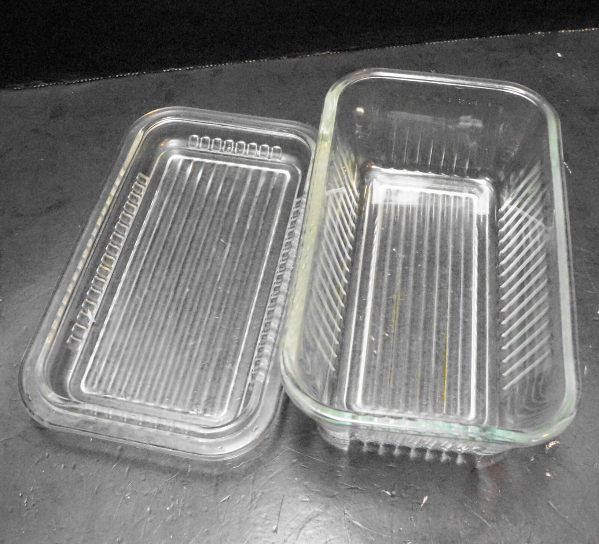Borcam Pasabahce Ribbed Clear Tempered Glass Medium Refrigerator Dish