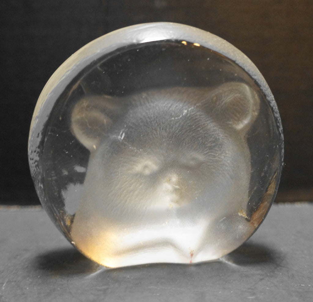 Zajecar Crystal Paperweight Cut Frosted Intaglio Bear Head