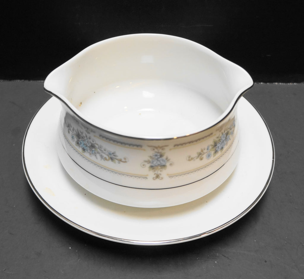 Elington Wade Fine China of Japan Gravy Boat