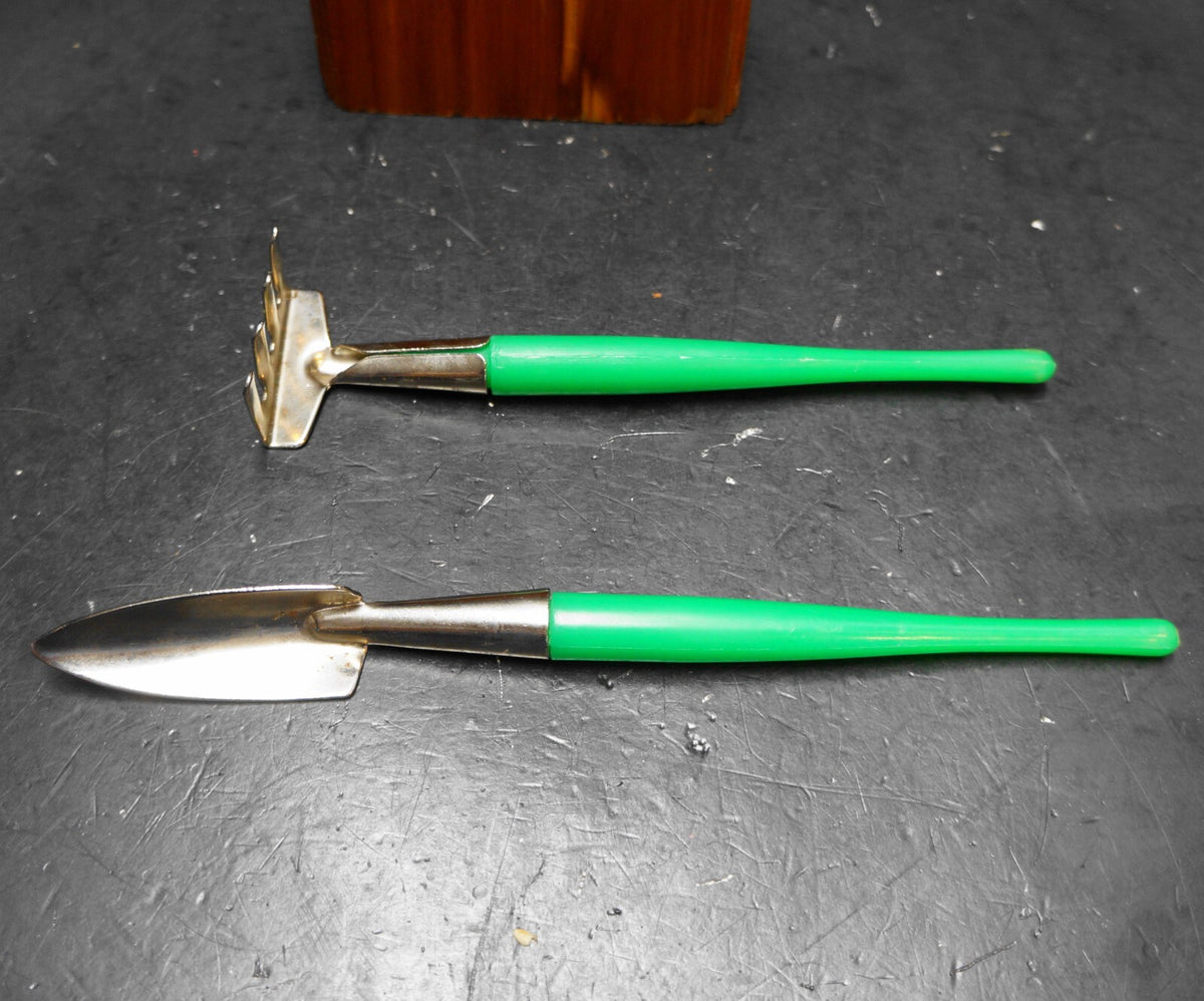 Wisconsin Dells Souvenir House Plant Tools Wood Block