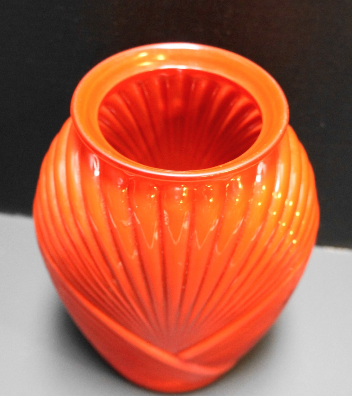 Anchor Hocking Bright Red Art Deco Style 1980s Pleated Glass Vase