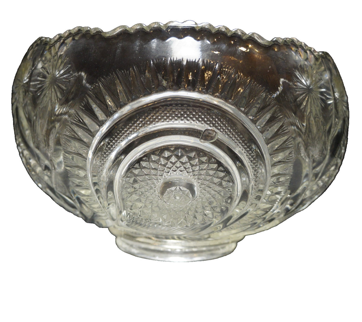 LE Smith Pinwheel Stars Slewed Horseshoe Cupped Punch Bowl