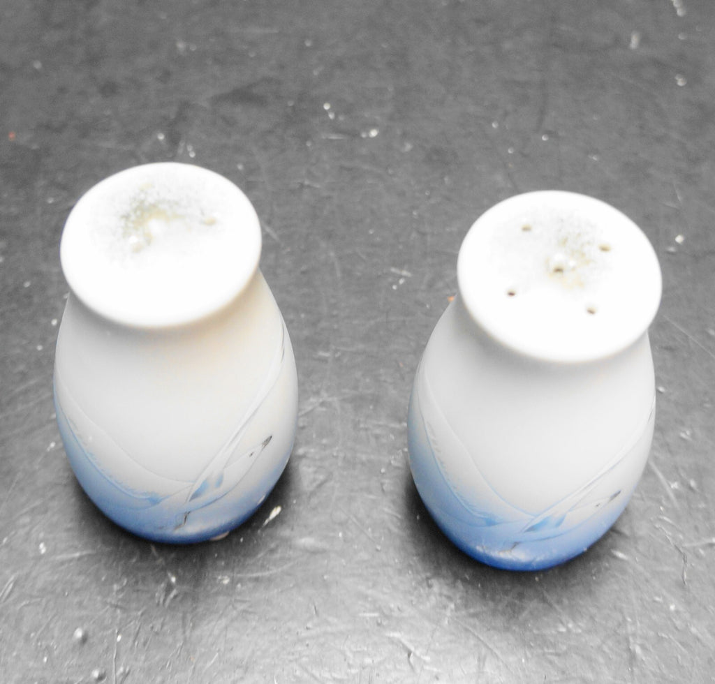 Blue White Seagull Salt Pepper Shakers Pair Japan