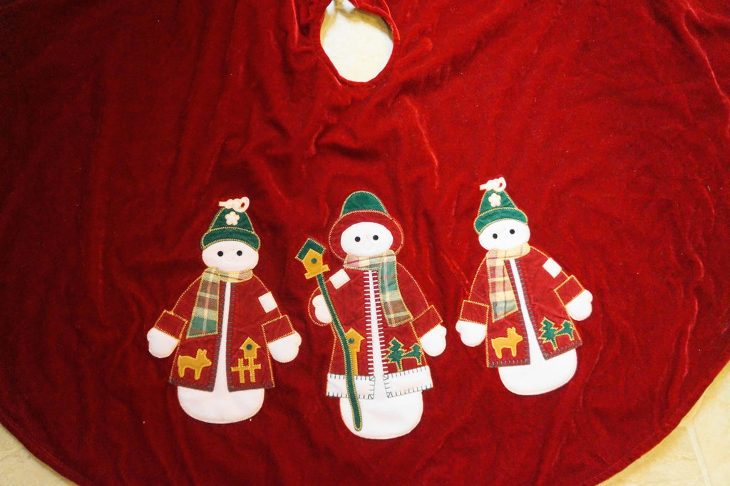 Red Velvet 48" Tree Skirt Appliqued Snowman House & Home Decor 2003