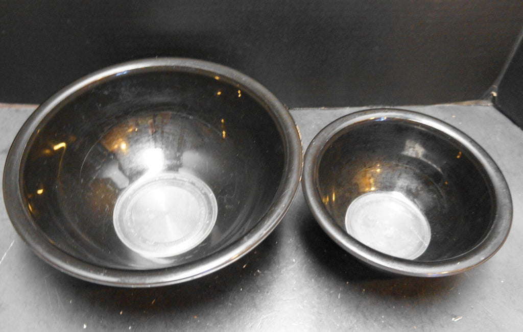 Pyrex 322 325 Black on Clear Mixing Bowls Pair