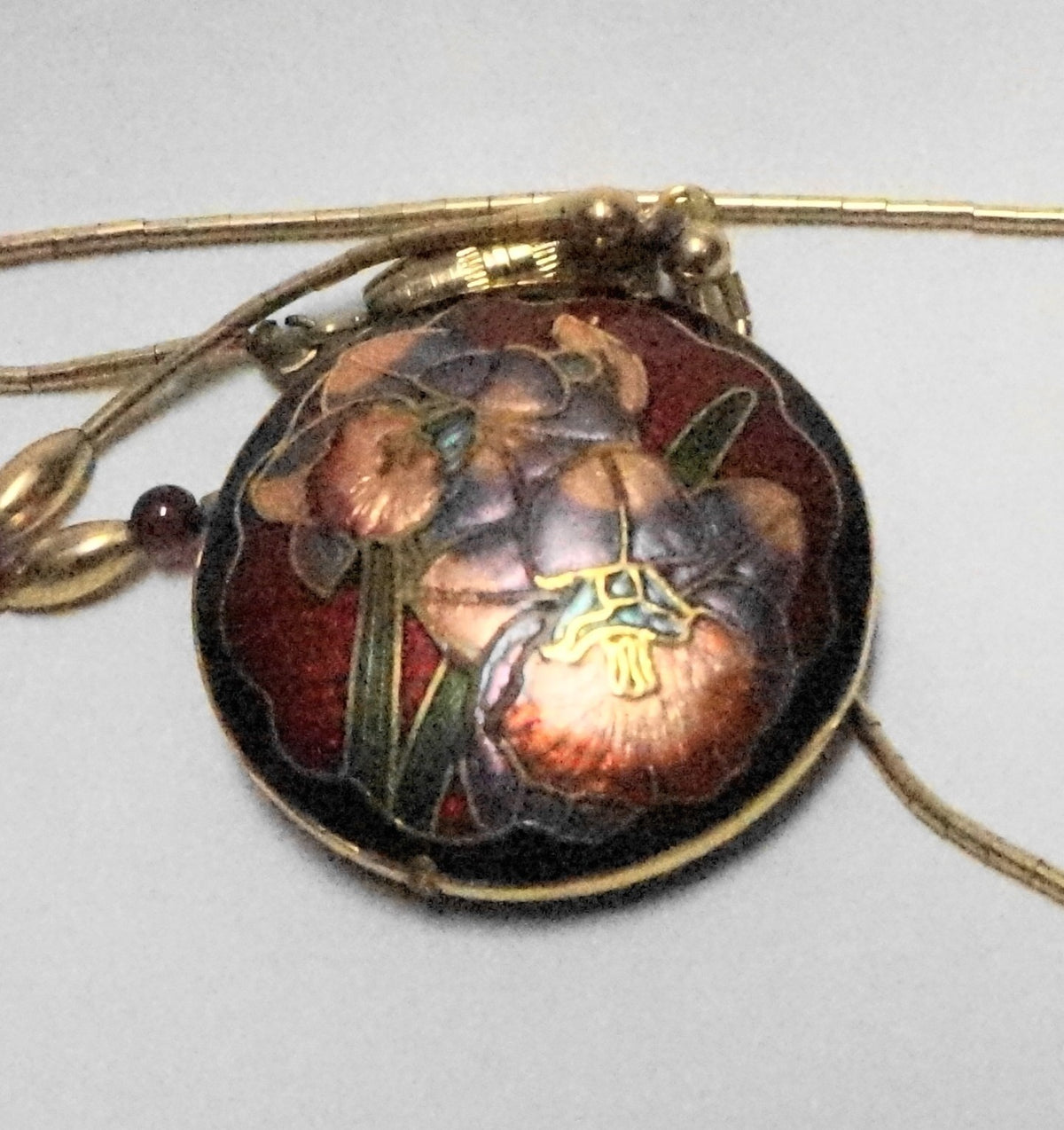 Vintage Cloisonne Round Pendant Floral Red Purple Gold Tone Beads Necklace