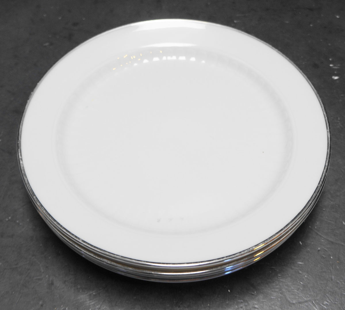 Winterling Bavaria Marktleuthen White Ribbed Sculpted Column Rimmed Soups