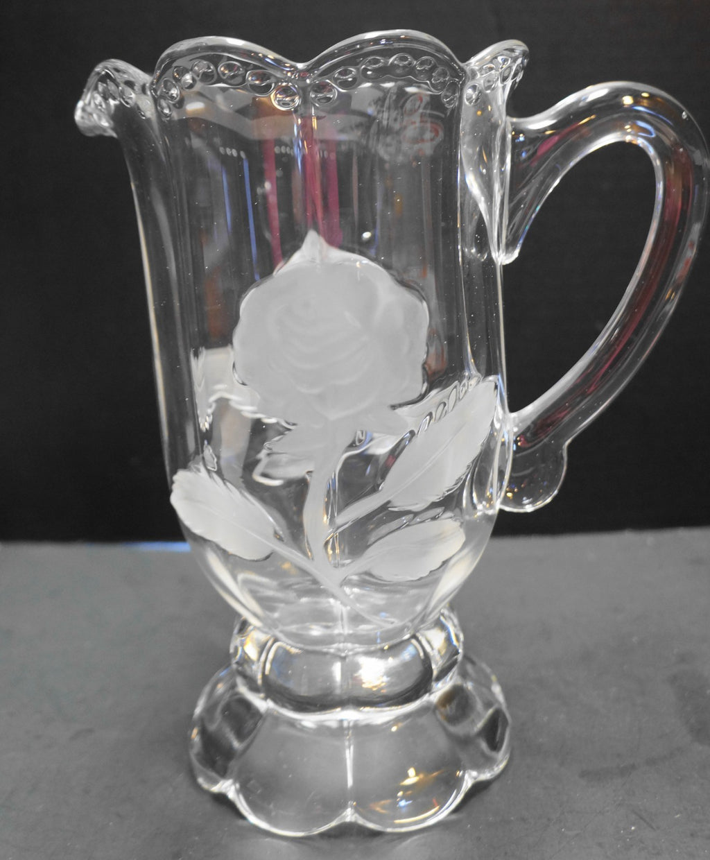 Bouquet Crystal Clear Industries Frosted Roses Pitcher 40 OZ